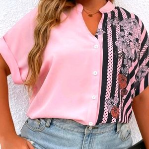 Plus Floral Print Button Down